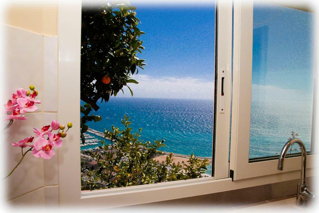 Les Citronniers D'Azur Villa Menton Exterior photo